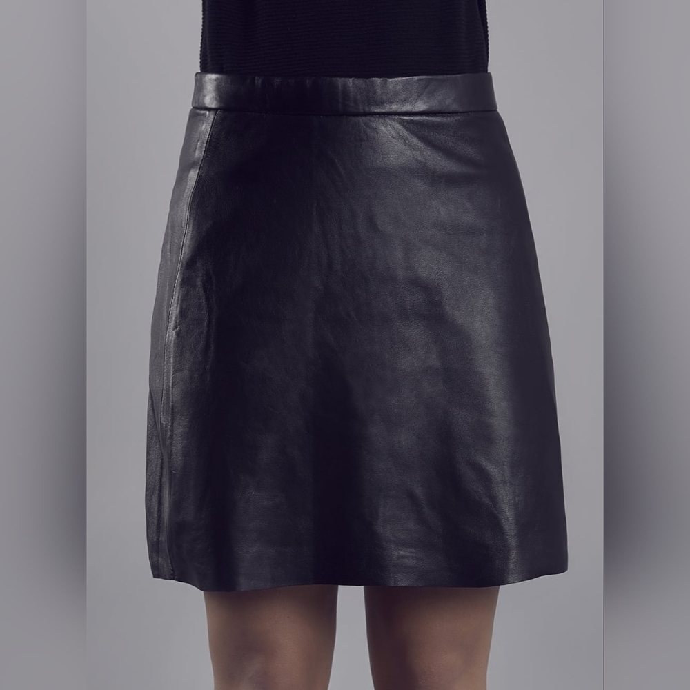 EUC Muubaa Pannala Black Leather Size 4 A-Line Zipper Back Mini Skirt!!